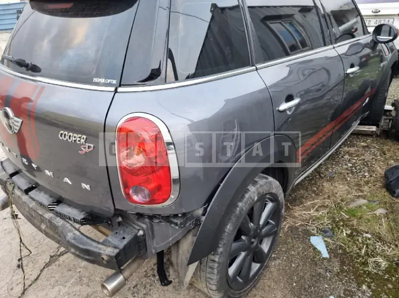 Photo 2 of 12: 2016 MINI Cooper SD Countryman ALL4, VIN WMWZD7102GWT28253 — Korean insurance auction