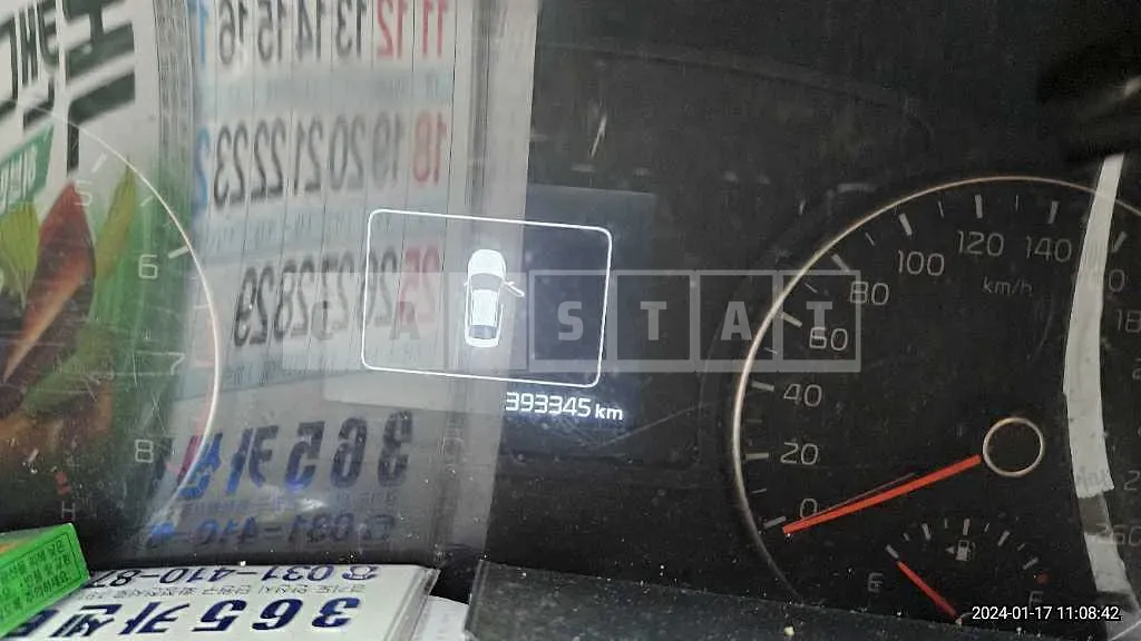 Photo 2 of 15: 2016 Kia K5, VIN KNAGU416BGA053303 — Korean insurance auction