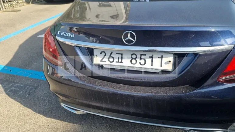Photo 2 of 14: 2019 Mercedes-Benz C 220d, VIN WDDWF1EB0KR465827 — Korean insurance auction