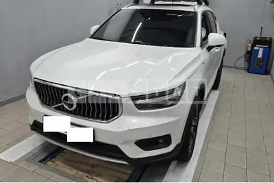 Photo 1 of 21: 2021 Volvo XC40 B4 AWD — Korean insurance auction