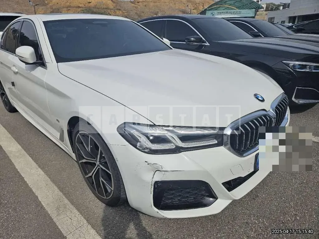 Photo 2 of 2: 2021 BMW (parts) 530i Headlights — Korean insurance auction