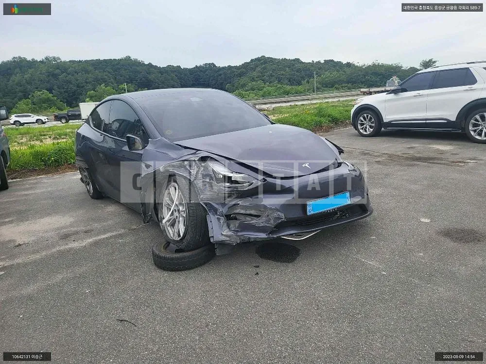Photo 2 of 17: 2021 Tesla Modely Long Range, VIN 5YJYGDEE1MF171499 — Korean insurance auction