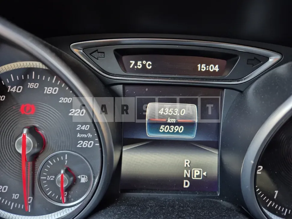 Photo 2 of 12: 2017 Mercedes-Benz CLA250 4Matic — Korean insurance auction