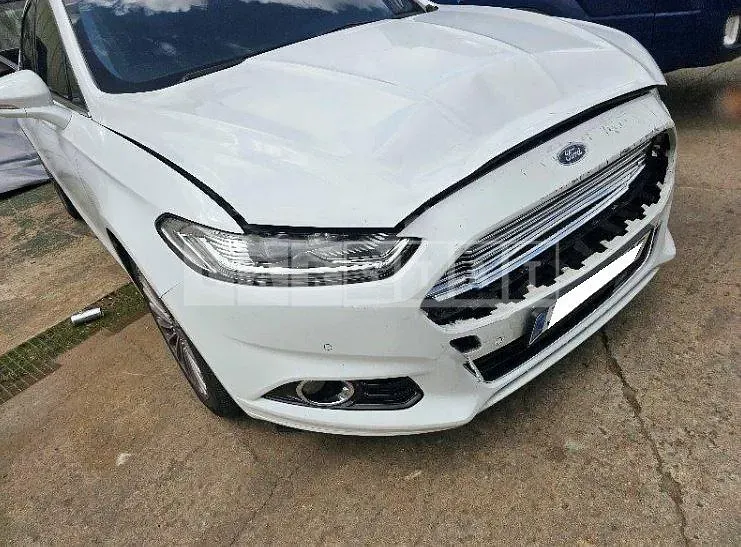 Photo 2 of 8: 2016 Ford Mondeo, VIN WF0DXXWPCGFU14457 — Korean insurance auction