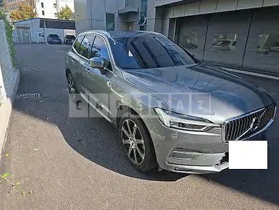 Photo 1 of 24: 2019 Volvo XC60 D5 AWD — Korean insurance auction