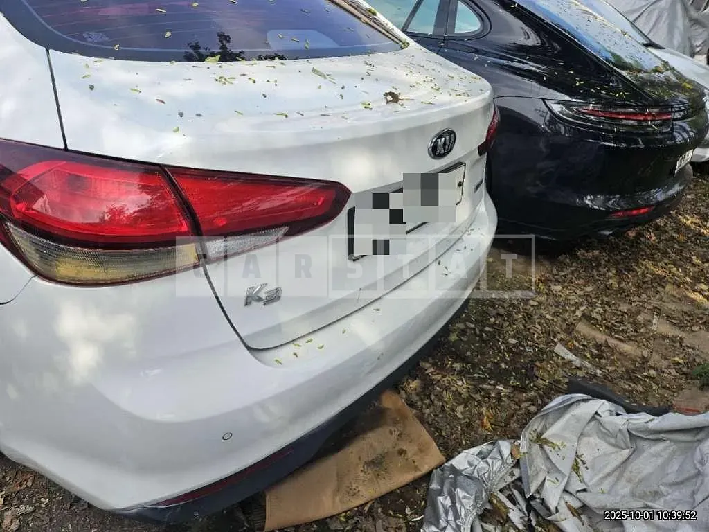 Photo 2 of 9: 2016 Kia Kz — Korean insurance auction