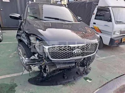 Photo 1 of 15: 2017 Kia Sorento, VIN KNAPH81ABHA316147 — Korean insurance auction