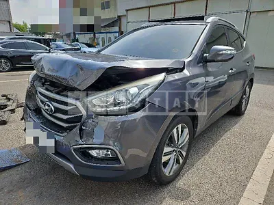 Photo 1 of 32: 2015 Hyundai Tucson ix — Korean insurance auction