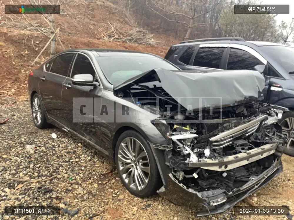 Photo 2 of 8: 2017 Hyundai Genesis /G80, VIN KMHGM41DDHU222931 — Korean insurance auction