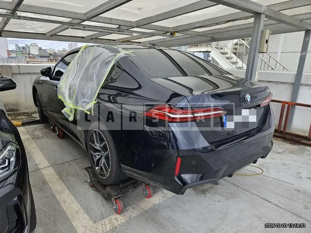 Photo 2 of 27: 2025 BMW 520i — Korean insurance auction