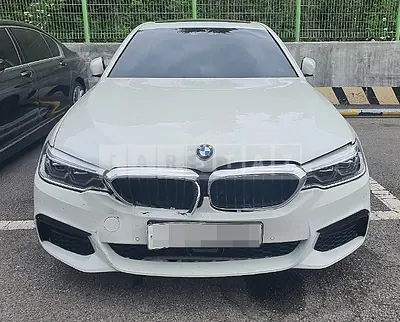 Photo 1 of 7: 2019 BMW 530i xDrive M Sport Package, VIN WBAJD9103KWW34265 — Korean insurance auction
