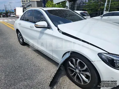 Photo 1 of 8: 2016 Mercedes-Benz C220 d — Korean insurance auction