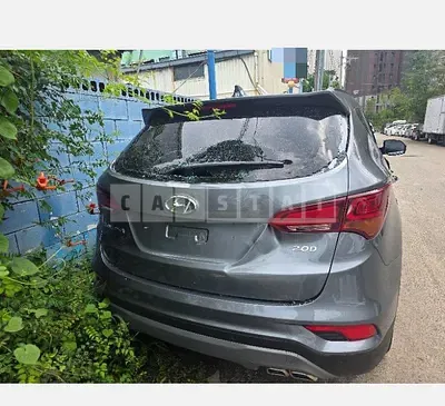 Photo 1 of 10: 2018 Hyundai Santa Fe DM 2.0 — Korean insurance auction