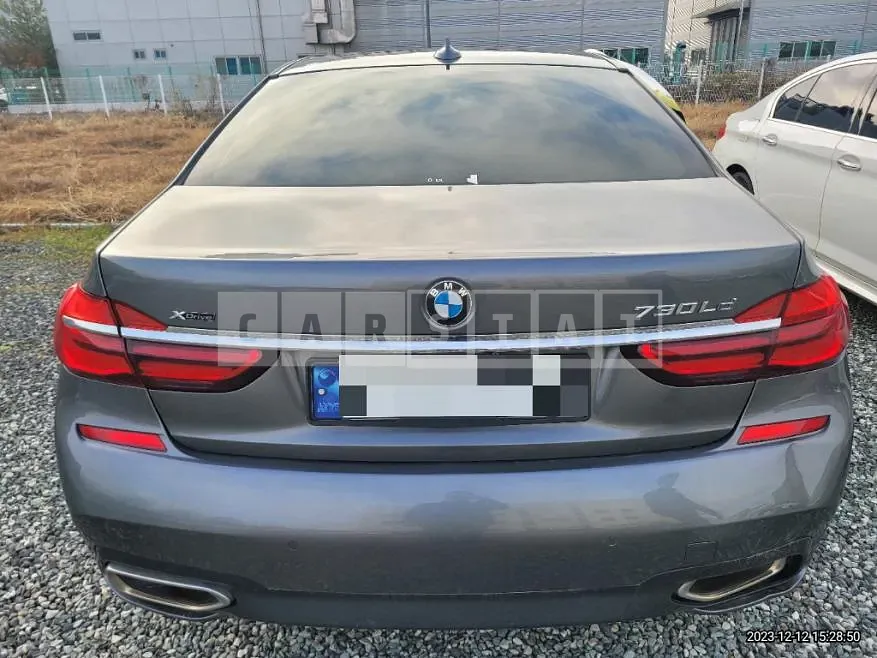 Photo 2 of 23: 2018 BMW 740Ld xDrive — Korean insurance auction