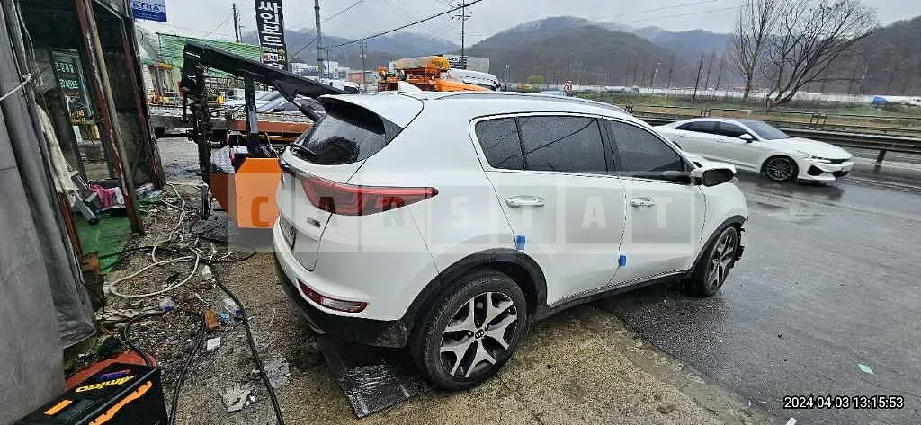 Photo 2 of 16: 2017 Kia Sportage, VIN KNAPN813BHK304549 — Korean insurance auction