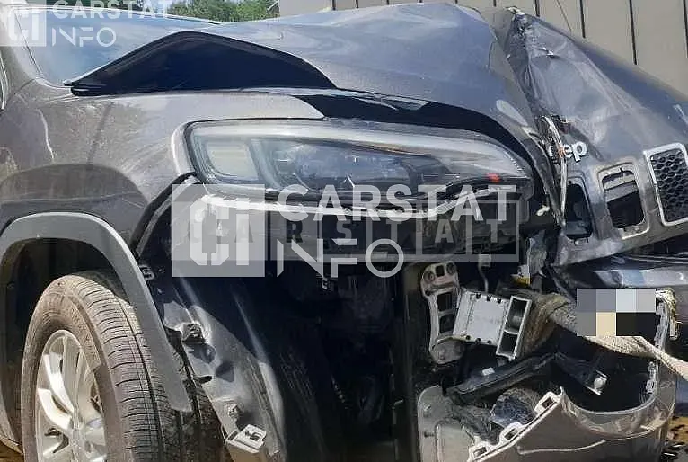 Photo 2 of 25: 2018 Jeep Straw Cherokee 2.4 — Korean insurance auction