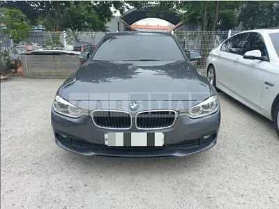 Photo 1 of 17: 2017 BMW 320d — Korean insurance auction