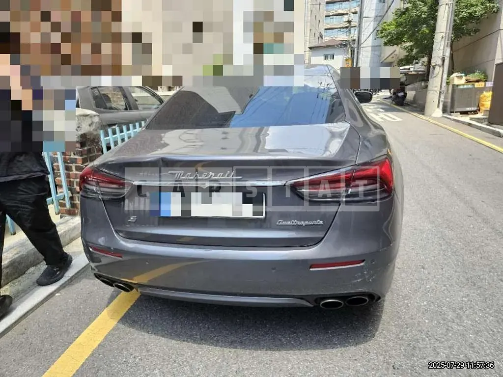 Photo 2 of 21: 2018 Maserati Quattroporte S — Korean insurance auction
