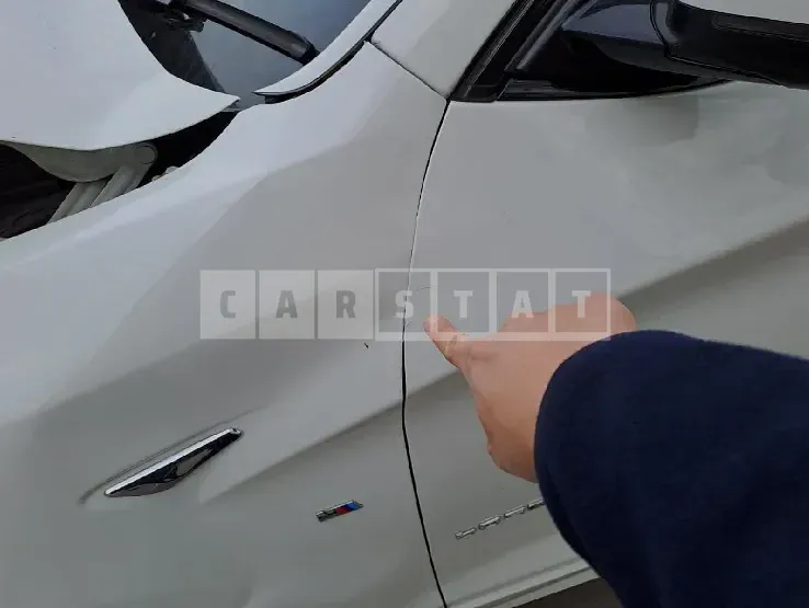 Photo 2 of 9: 2018 BMW X4 xDrive20d, VIN WBAXX1109J0Y50335 — Korean insurance auction