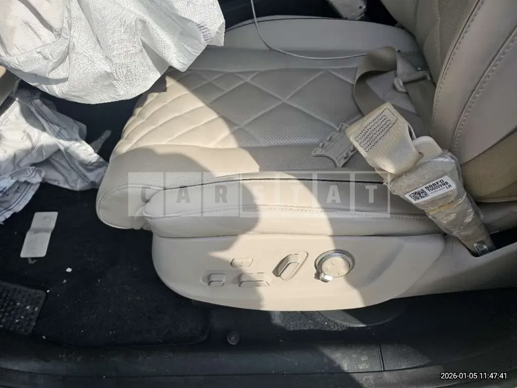 Photo 2 of 13: 2024 Genesis GV80 3.5T AWD — Korean insurance auction