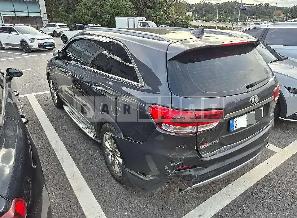 Photo 2 of 22: 2016 Kia Sorento — Korean insurance auction