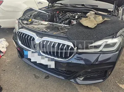Photo 1 of 11: 2022 BMW 520i — Korean insurance auction