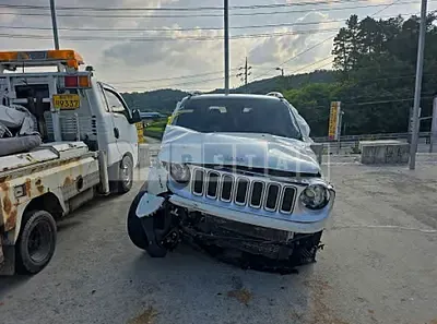 Photo 1 of 12: 2017 Jeep Zip Renegade — Korean insurance auction