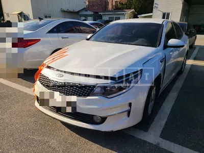 Photo 1 of 8: 2016 Kia K5 2.0(LPI) — Korean insurance auction