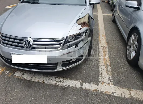 Photo 2 of 20: 2015 Volkswagen Phaeton 3.0 TDI, VIN WVWZZZ3DZF8002078 — Korean insurance auction