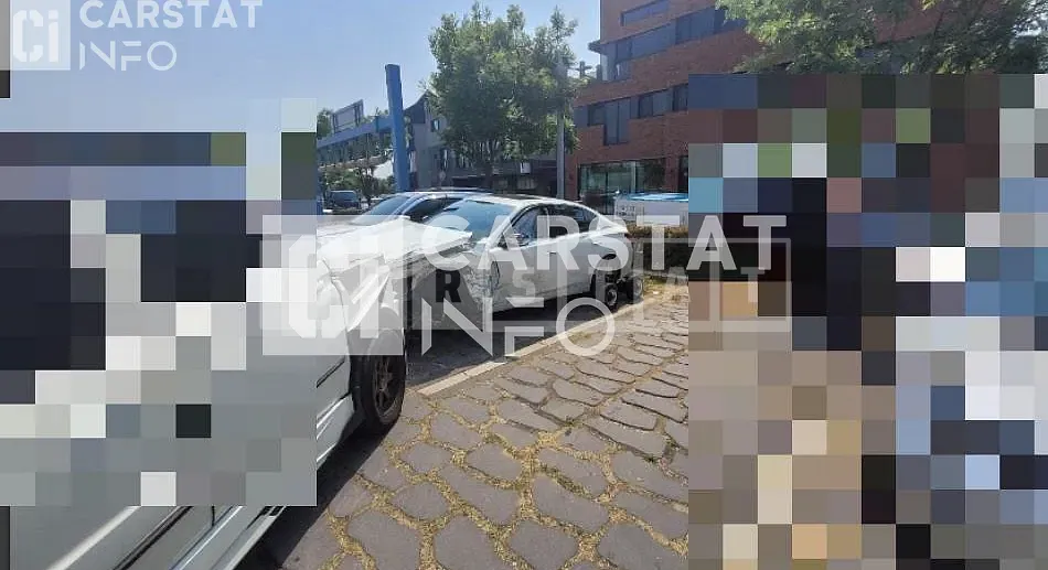 Photo 2 of 15: 2015 Infiniti Q50 2.2d, VIN JNKDV71E9FM530358 — Korean insurance auction