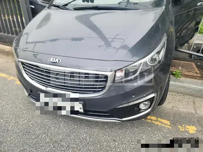 Photo 1 of 16: 2017 Kia Carnivals — Korean insurance auction