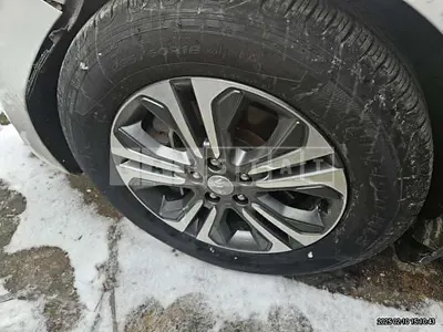Photo 1 of 8: 2019 Kia (parts) Carnival Lights, Wheels — Korean insurance auction