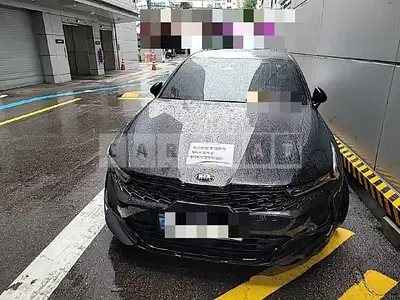 Photo 1 of 17: 2021 Kia K5, VIN KNAG6412BMA113452 — Korean insurance auction