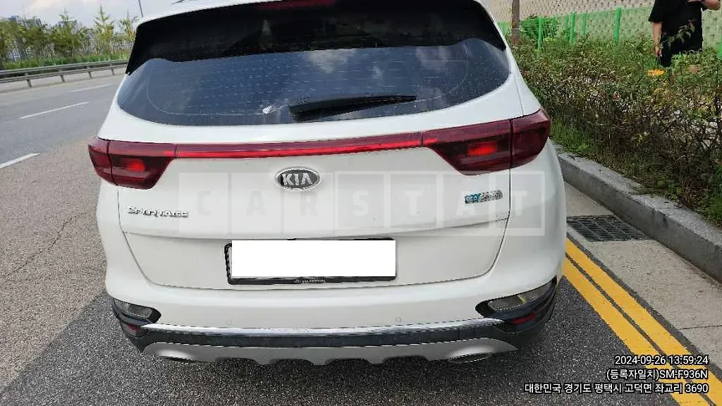 Photo 2 of 3: 2019 Kia Sportage — Korean insurance auction