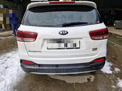 Photo 1 of 7: 2017 Kia Sorento 4WD — Korean insurance auction