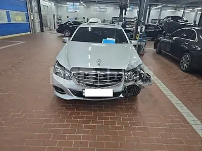 Photo 1 of 10: 2015 Mercedes-Benz E 300 — Korean insurance auction