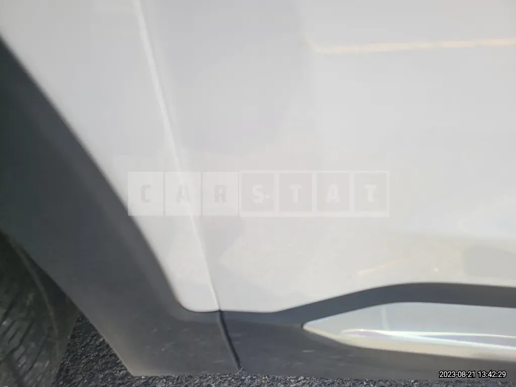 Photo 2 of 20: 2018 Hyundai Santa Fe, VIN KMHS381BBKU036493 — Korean insurance auction