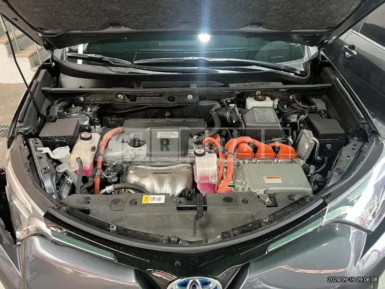 Photo 2 of 28: 2016 Toyota RAV4 Hybrid — Korean insurance auction