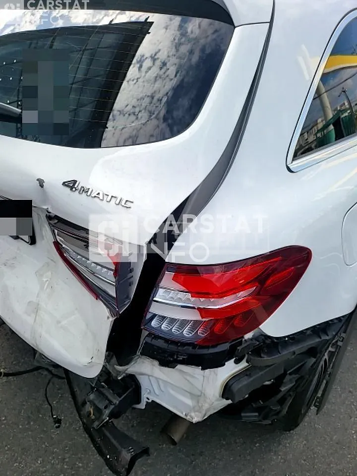 Photo 2 of 41: 2019 Mercedes-Benz GLC300 4Matic — Korean insurance auction