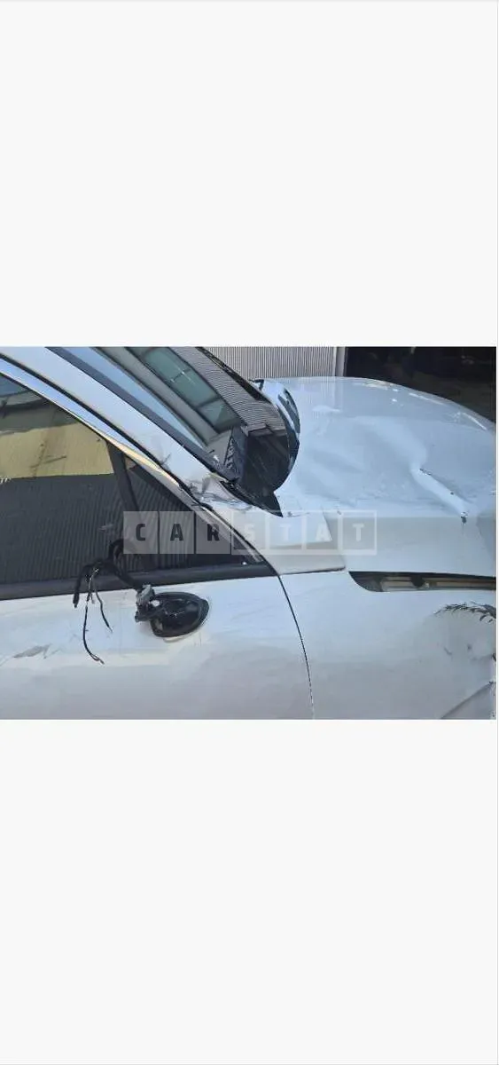 Photo 2 of 79: 2021 Kia K5 — Korean insurance auction
