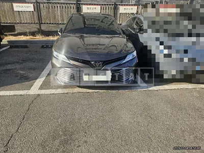 Photo 1 of 17: 2018 Toyota Camry — Korean insurance auction