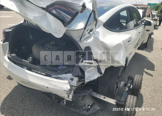 Photo 2 of 6: 2022 Tesla Model 3 RWD — Korean insurance auction