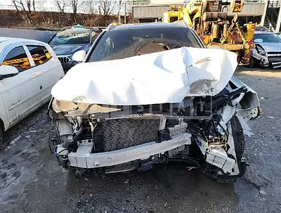 Photo 1 of 12: 2021 Hyundai Santa Fe, VIN KMHS381HHMU399921 — Korean insurance auction