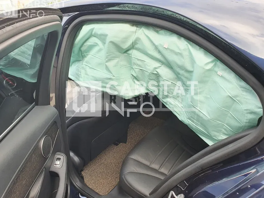 Photo 2 of 42: 2019 Mercedes-Benz C220 d 4Matic — Korean insurance auction