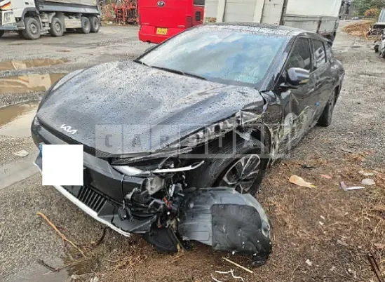 Photo 2 of 26: 2023 Kia EV6 — Korean insurance auction