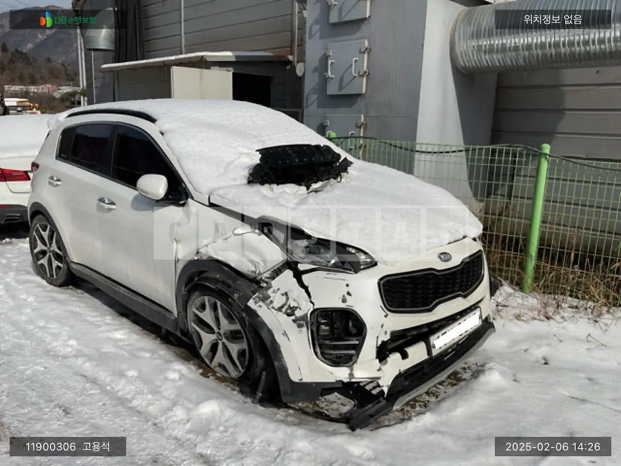 Photo 2 of 12: 2017 Kia Sportage, VIN KNAPN813BJK429872 — Korean insurance auction