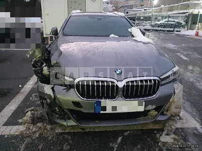 Photo 1 of 9: 2022 BMW 520i — Korean insurance auction