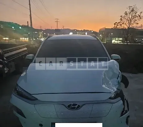 Photo 2 of 13: 2019 Hyundai Kona — Korean insurance auction