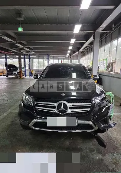 Photo 1 of 5: 2019 Mercedes-Benz GLC300 4Matic, VIN WDC0G4KB1KF670202 — Korean insurance auction
