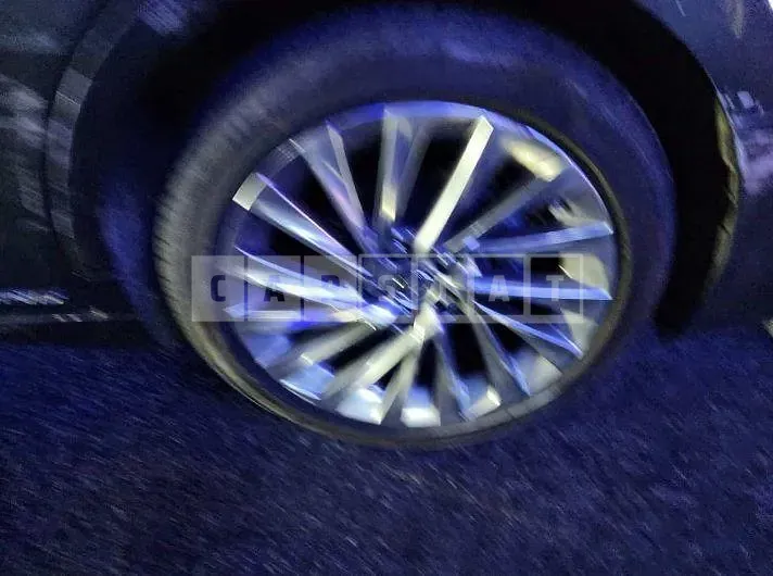 Photo 2 of 15: 2021 Lexus ES300h — Korean insurance auction